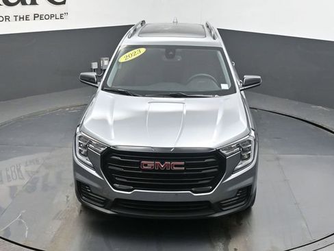 Used 2023 GMC Terrain SLE w/ Driver Convenience Package image 59