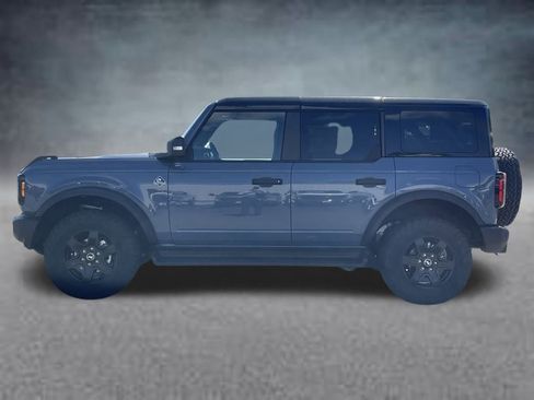 New 2025 Ford Bronco Outer Banks image 2