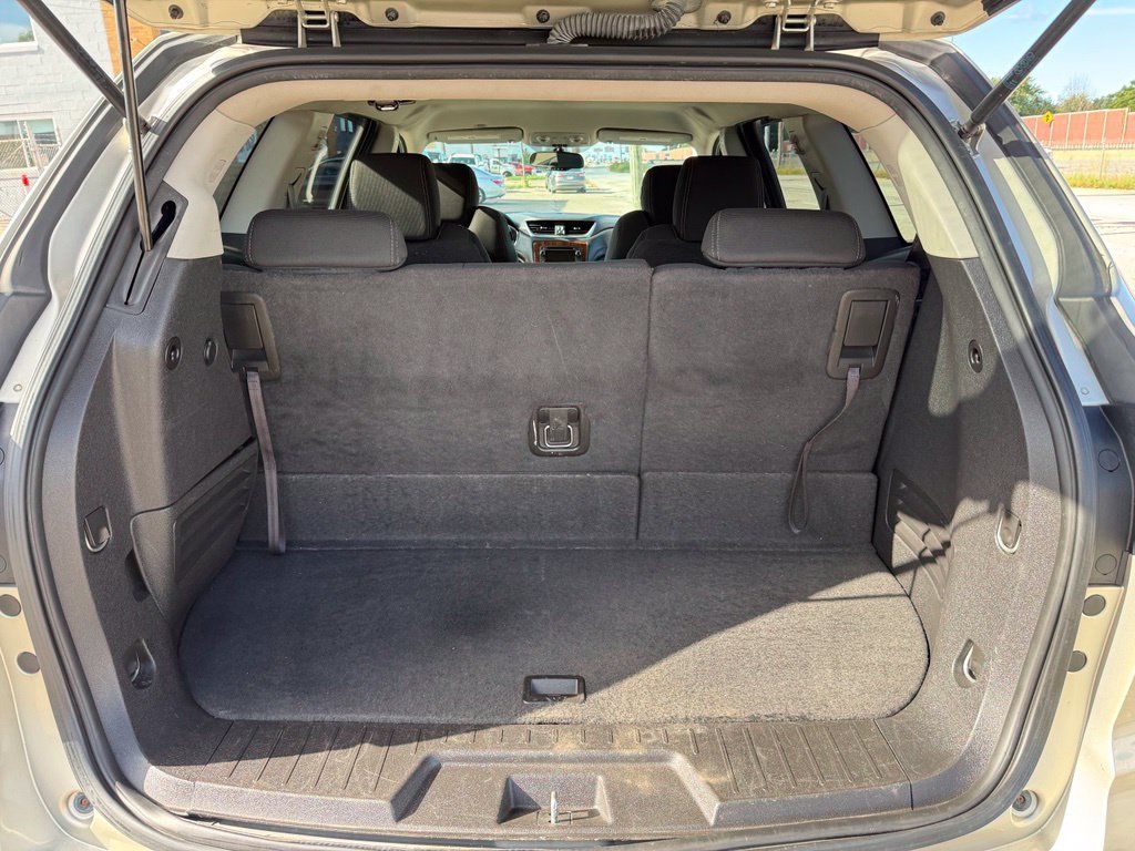 Used 2014 Chevrolet Traverse LT AWD/4WD image 18