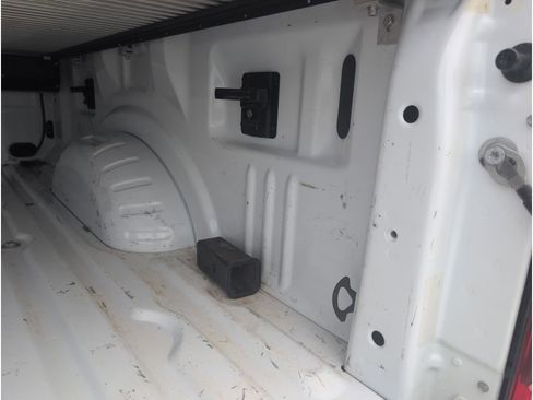 Used 2021 Ford F250 Lariat w/ Chrome Package image 39