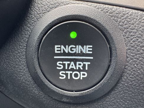 Used 2022 Ford Escape SEL FWD image 15
