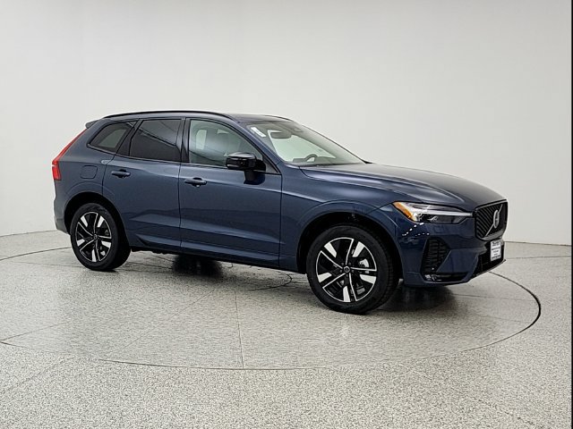 New 2027 Volvo XC60 B5 Core AWD/4WD image 3