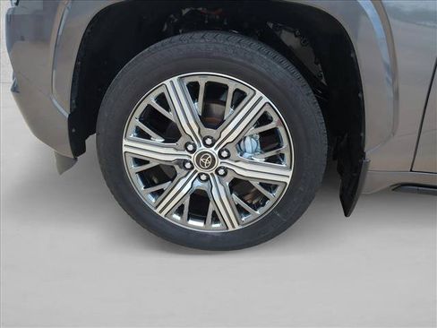 Certified 2024 Toyota Sequoia Capstone AWD/4WD image 25