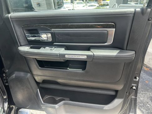 Used 2016 RAM 1500 4x4 Crew Cab Laramie Longhorn image 32