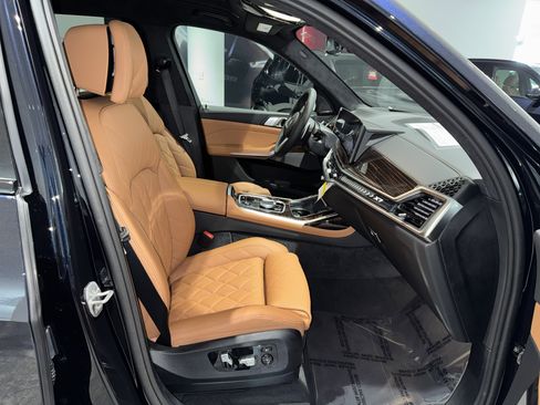 New 2026 BMW X7 xDrive40i w/ M Sport Package image 9