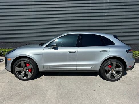 Used 2022 Porsche Macan S image 2
