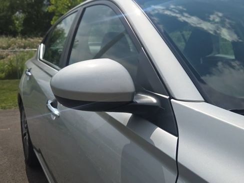 Used 2023 Nissan Altima 2.5 SV w/ SV Premium Package FWD image 4