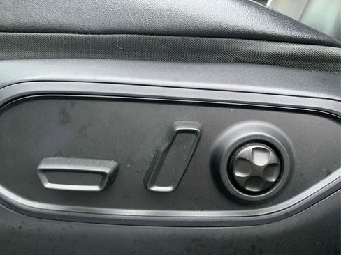 Used 2022 Jeep Grand Cherokee L Limited image 37