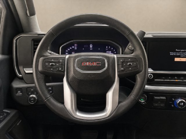 Used 2026 GMC Sierra 1500 SLT AWD/4WD image 14
