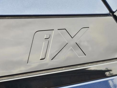 Used 2023 BMW iX xDrive50 w/ Ultimate Package 2 image 4