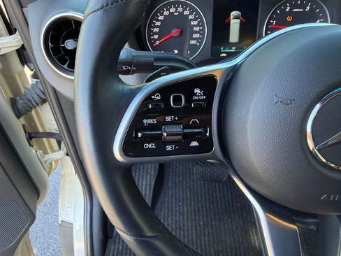 Used 2023 Mercedes-Benz Sprinter 2500 image 14