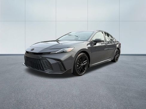 Used 2025 Toyota Camry SE w/ Multimedia Upgrade Package FWD image 2