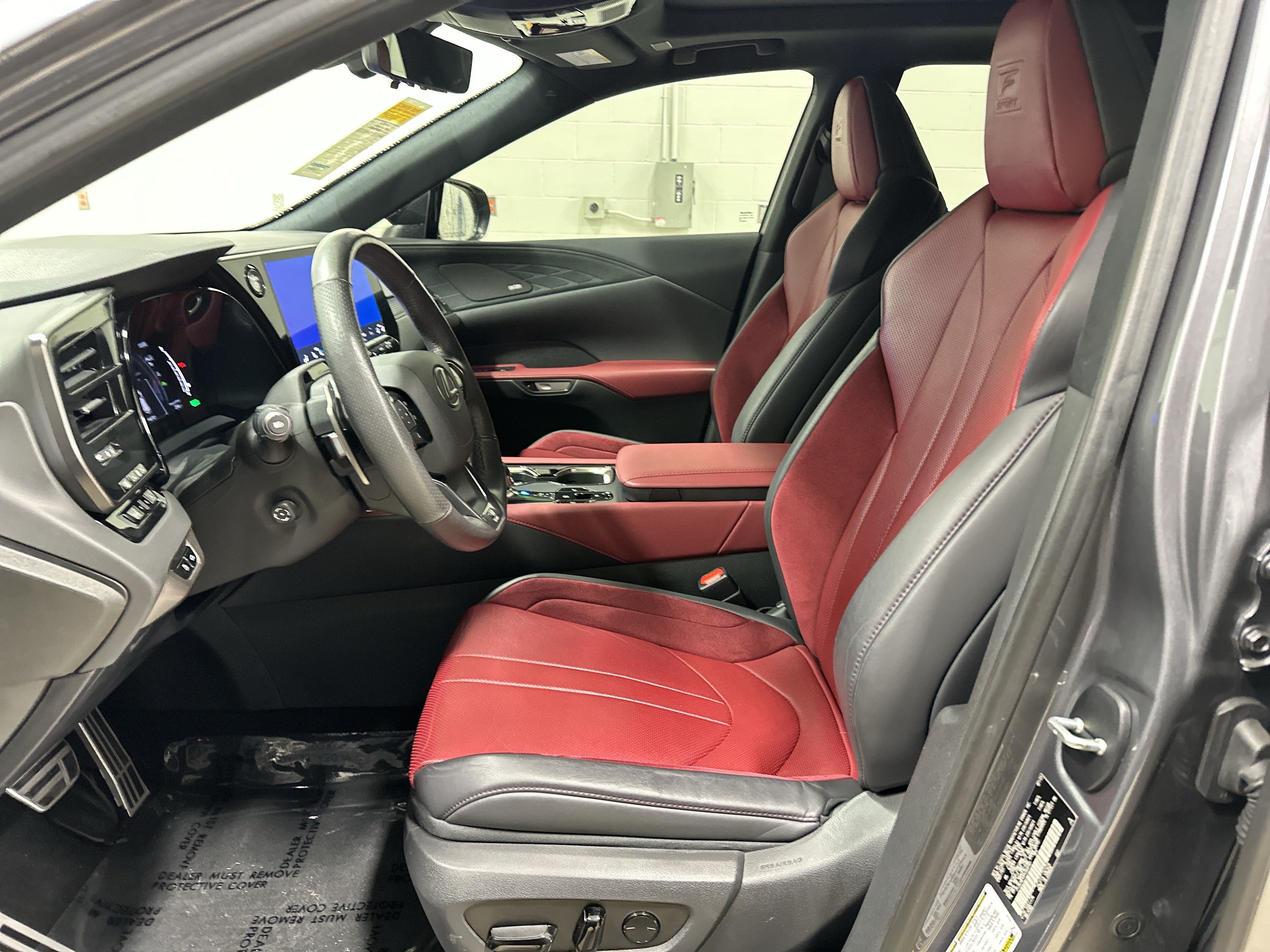 Certified 2023 Lexus RX 500h F Sport w/ Cold Area Package AWD/4WD image 16