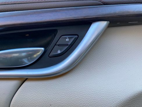 Used 2014 Cadillac XTS Premium w/ Driver Assist Package image 14