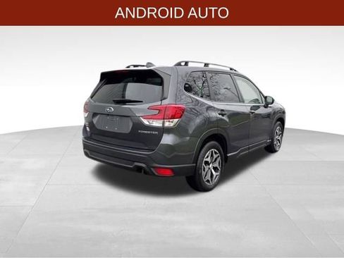 Used 2022 Subaru Forester Premium AWD/4WD image 7