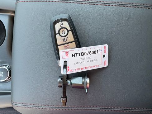Used 2026 Ford Explorer Active RWD image 35
