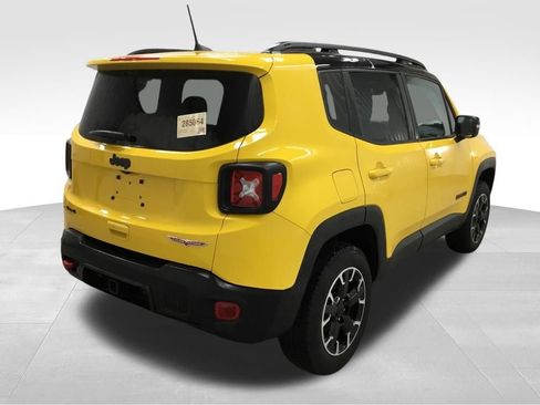 Used 2023 Jeep Renegade Trailhawk w/ Trailer Tow Group AWD/4WD image 32