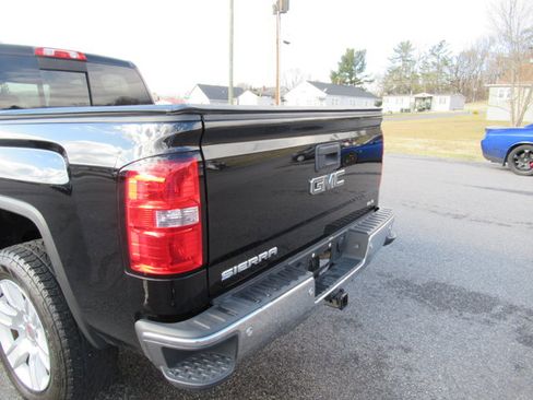 Used 2017 GMC Sierra 1500 SLE w/ SLE Value Package image 5