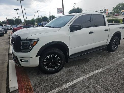 Used 2021 Nissan Titan PRO-4X AWD/4WD image 1