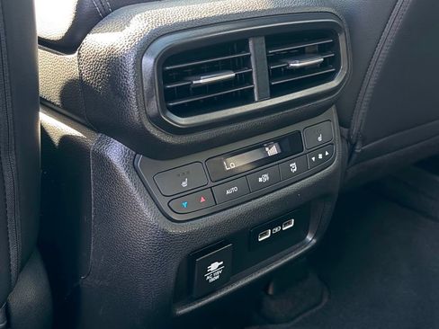 Used 2023 Honda Pilot Elite image 20