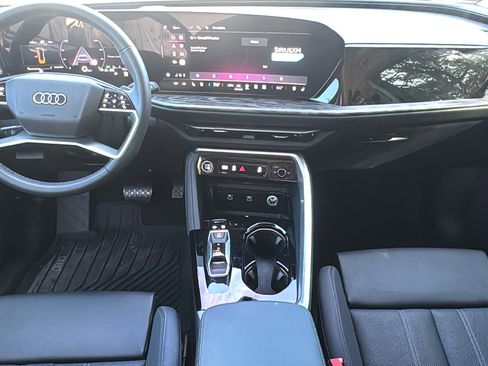 Used 2025 Audi Q5 Premium Plus image 17
