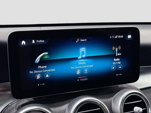 Used 2021 Mercedes-Benz GLC 300 image 32