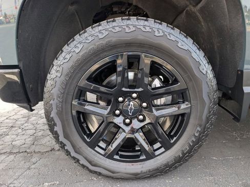 Used 2025 Chevrolet Silverado 1500 LT Trail Boss w/ Convenience Package II image 28