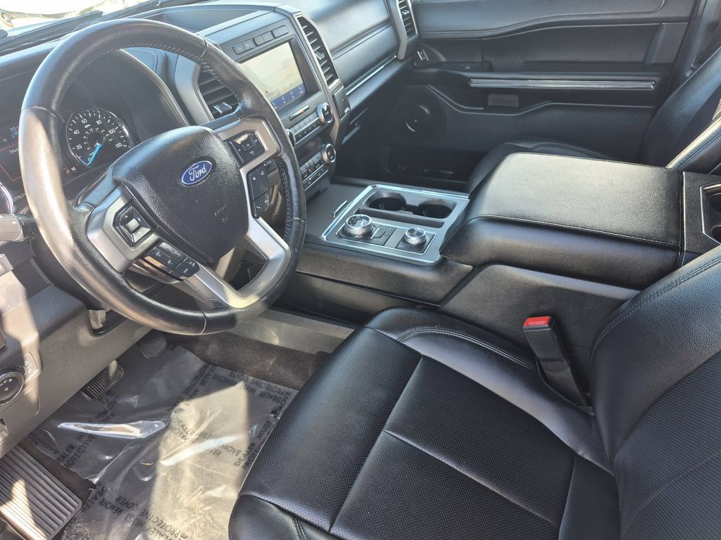 Used 2021 Ford Expedition XLT AWD/4WD image 11