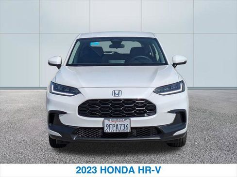 Certified 2023 Honda HR-V LX image 3