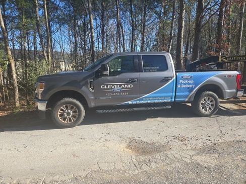 Used 2021 Ford F250 XLT image 3