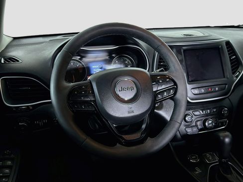 Used 2023 Jeep Cherokee Altitude Lux AWD/4WD image 18
