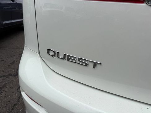 Used 2015 Nissan Quest SV image 8