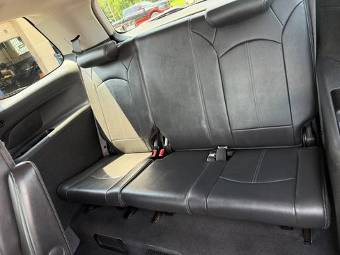 Used 2014 GMC Acadia SLT FWD image 18