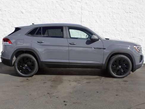New 2026 Volkswagen Atlas Cross Sport SE AWD/4WD image 5