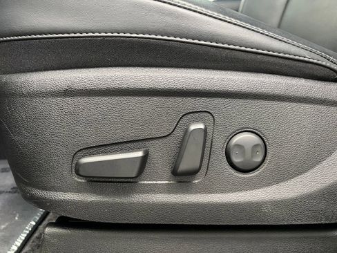 Used 2025 Kia Telluride S image 10