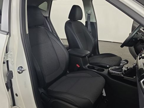 Used 2025 Kia Seltos S FWD image 28