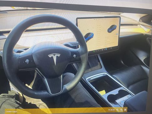 Used 2021 Tesla Model 3 Long Range image 10