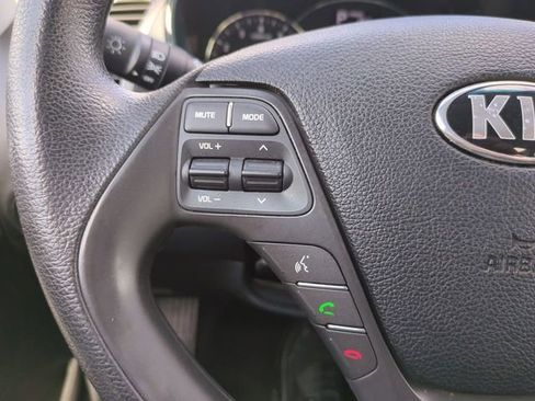 Used 2018 Kia Forte LX FWD image 21