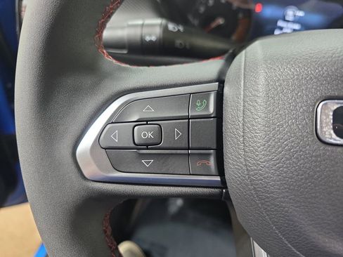 Used 2024 Jeep Compass Trailhawk w/ Trailhawk Convenience Group image 16