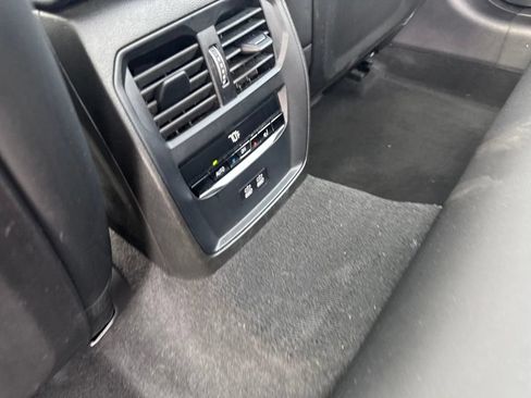 Used 2026 BMW 330i xDrive Sedan AWD/4WD image 32