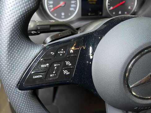 Used 2025 Mercedes-Benz Sprinter 2500 image 23