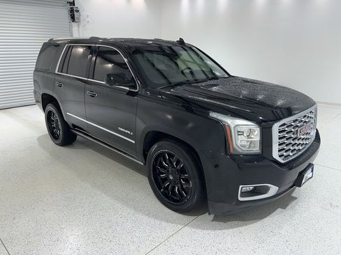 Used 2018 GMC Yukon Denali w/ Denali Ultimate Package image 7