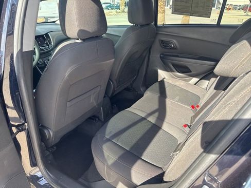 Used 2021 Chevrolet Trax LS w/ Tint and Cruise Package image 9