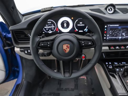 Used 2026 Porsche 911 Carrera 4 GTS image 15
