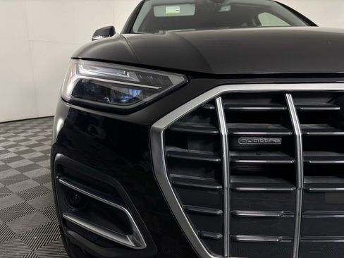 Used 2023 Audi Q5 Premium w/ Convenience Package AWD/4WD image 2