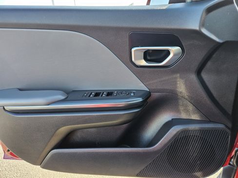 Used 2025 Kia K4 LXS image 30