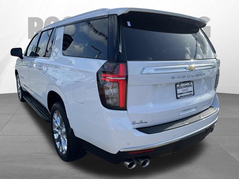 Used 2023 Chevrolet Suburban High Country RWD image 6