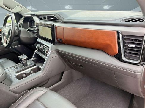 Used 2022 GMC Sierra 1500 Denali w/ Denali Reserve Package image 23