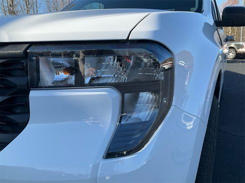 New 2025 Ford Maverick XLT w/ XLT Luxury Package image 14