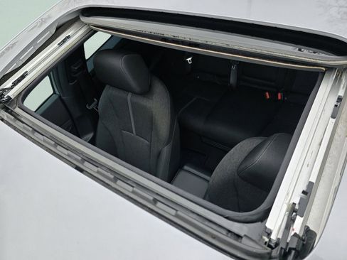 Used 2023 Honda Accord Sport image 11